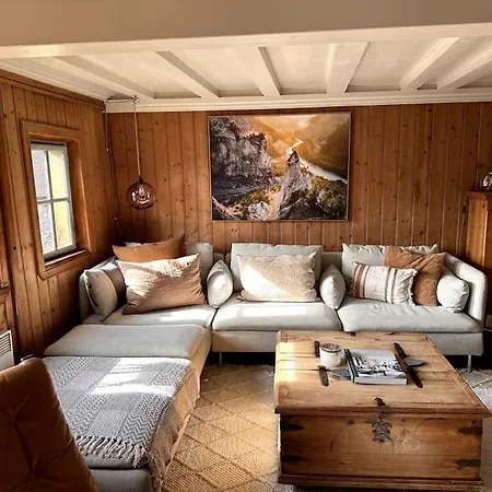 아파트 Spacious 3 Bedroom Near Flims *
