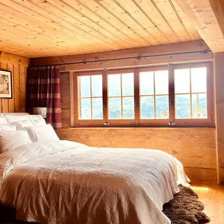 Spacious 3 Bedroom Near Flims