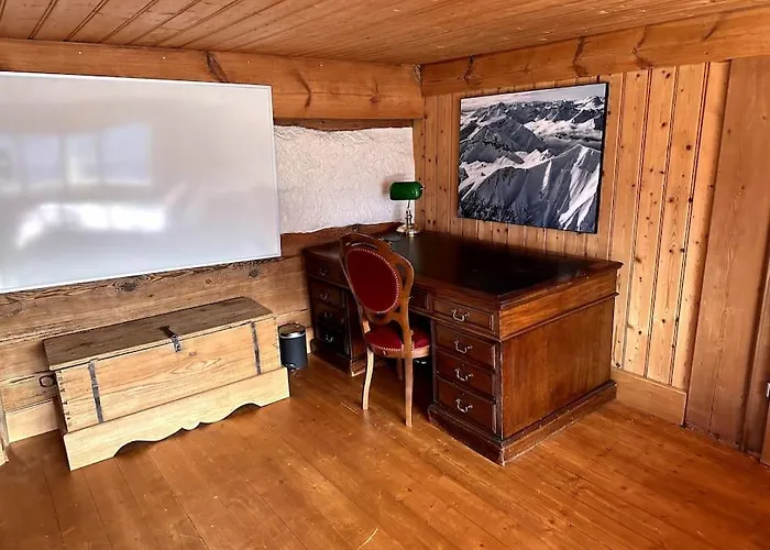 아파트 Spacious 3 Bedroom Near Flims Trin