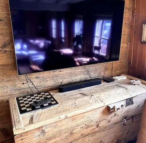 Spacious 3 Bedroom Near Flims