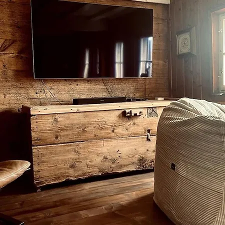 Lägenhet Spacious 3 Bedroom Near Flims *